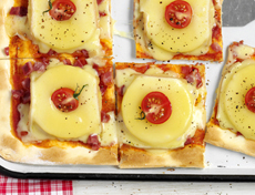 Pizza Hawaii mit Raclette 