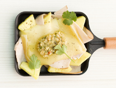 Truthahnschinken mit Ananas und Pesto