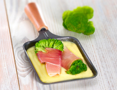 Spitzen-Raclette mit Broccoli