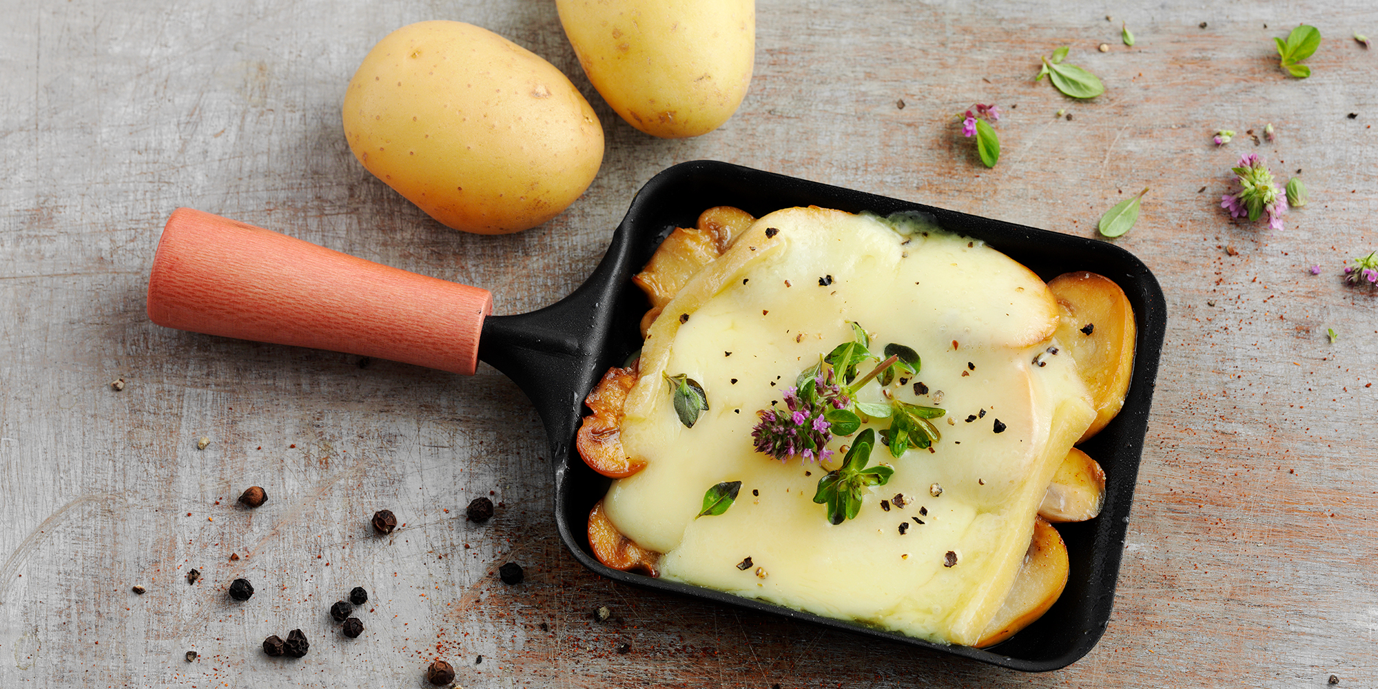 Gratin de pommes de terre au fromage à raclette