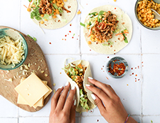 Tacos au fromage à raclette et pleurotes effilochés