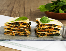 Quesadillas with spinach-raclette filling