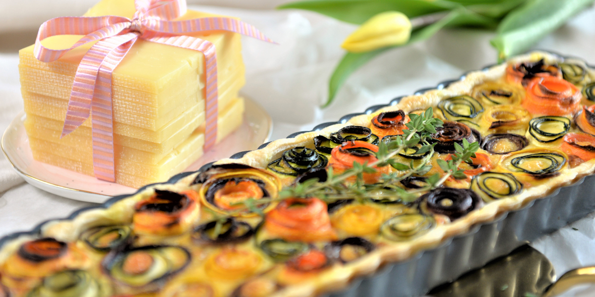 Quiche aux fleurs de légumes et fromage à raclette