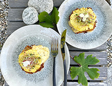 Galettes de pommes de terre au fromage à Raclette et à l'ananas