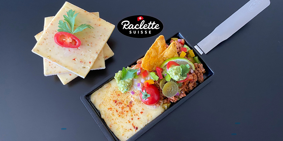 Poêlon de fromage à raclette et viande hachée